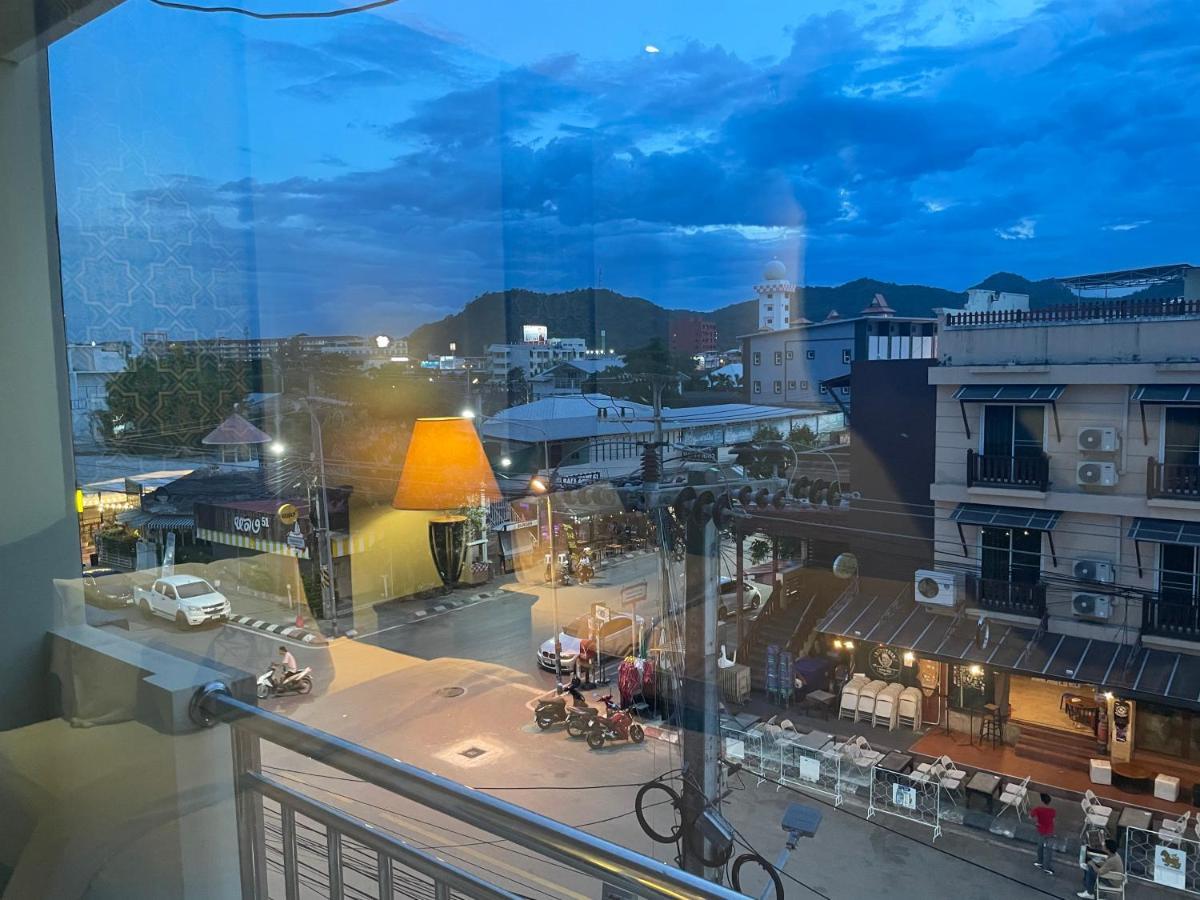 Mooz Huahin Bed & Breakfast Bagian luar foto